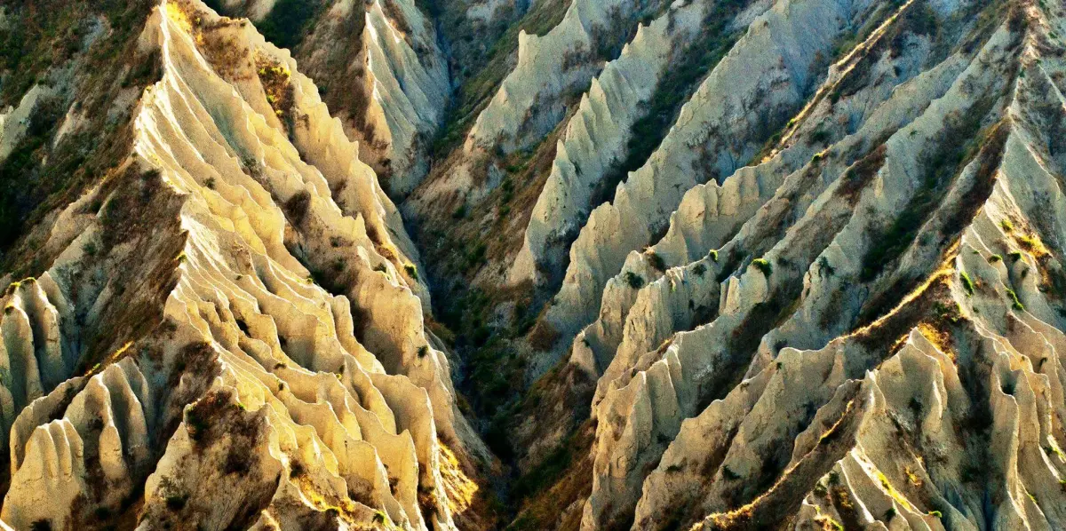 I calanchi argillosi della Riserva Naturale di Atri, a 14 km dal Miramare Hotel di Pineto