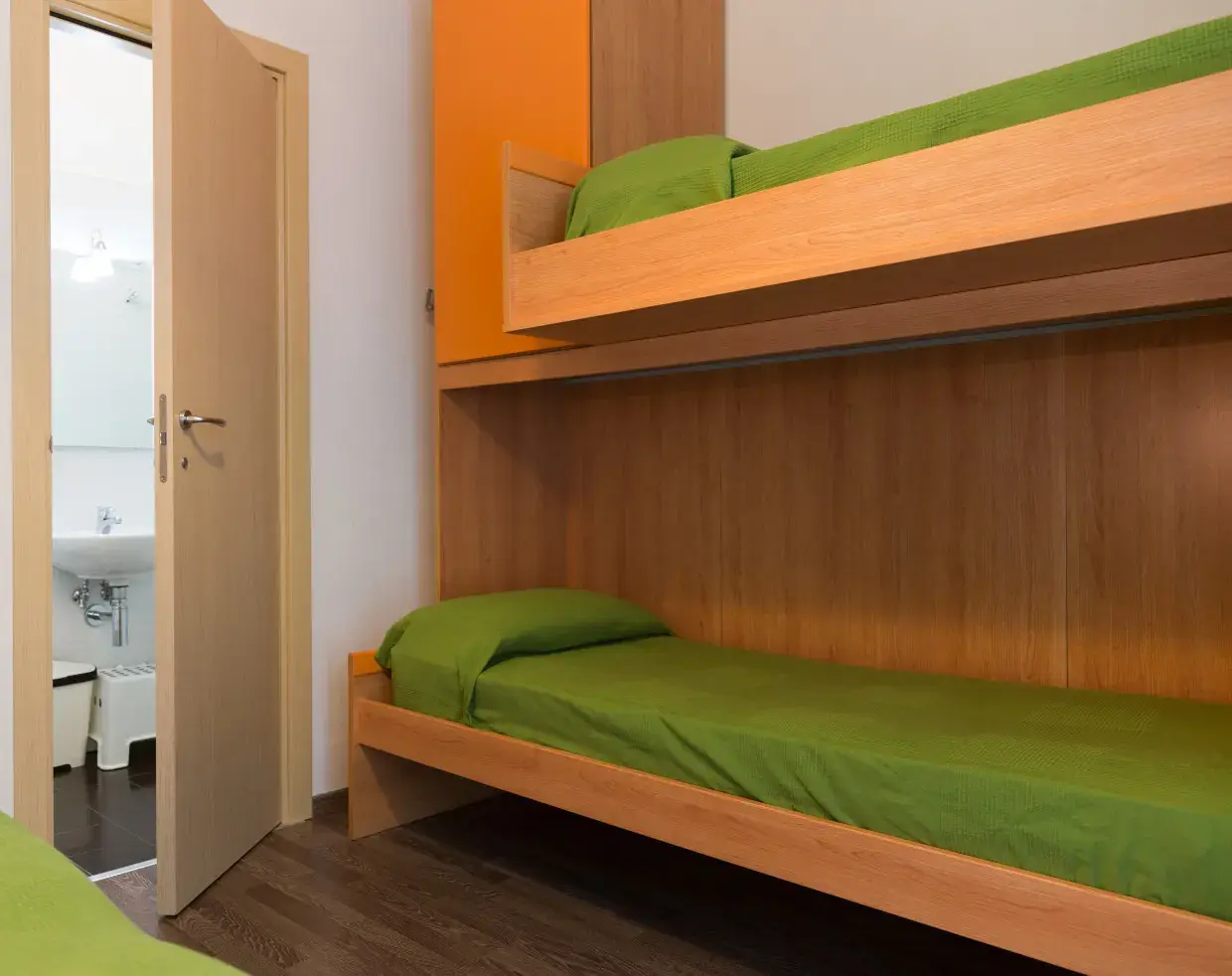 Camera quadrupla comfort con letto a castello al Miramare Hotel di Pineto