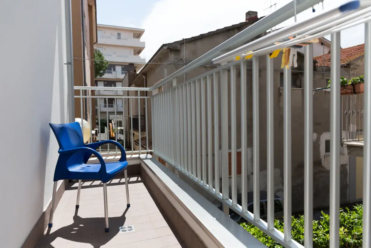 Il balcone di una camera singola del Miramare Hotel di Pineto